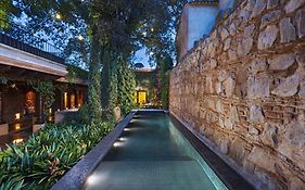 El Convento Boutique Hotel